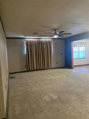 28153 County Street 2540 Street, Fort Cobb, OK 73038