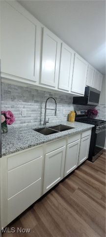 214 Hamrock Drive, Campbell, OH 44405