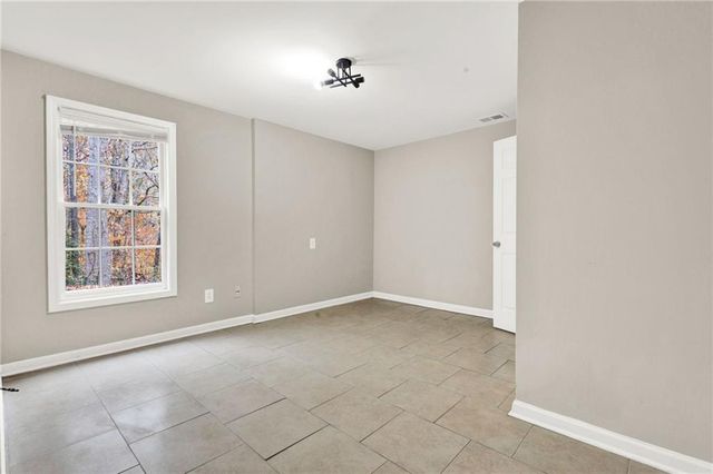 6230 Tennis Drive, Fairburn, GA 30213