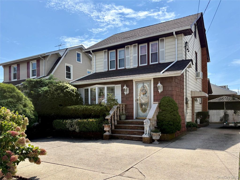 26 E Oxford Street, Valley Stream, NY 11580 — exterior