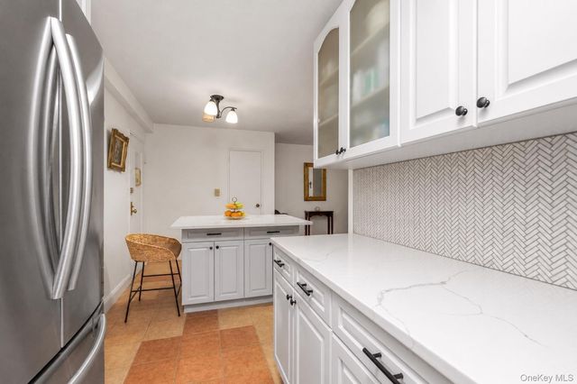 35-31 85th Street 6E, Jackson Heights, NY 11372