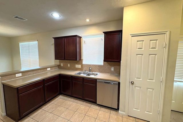 1023 Doubletree Glen Drive, Houston, TX 77073