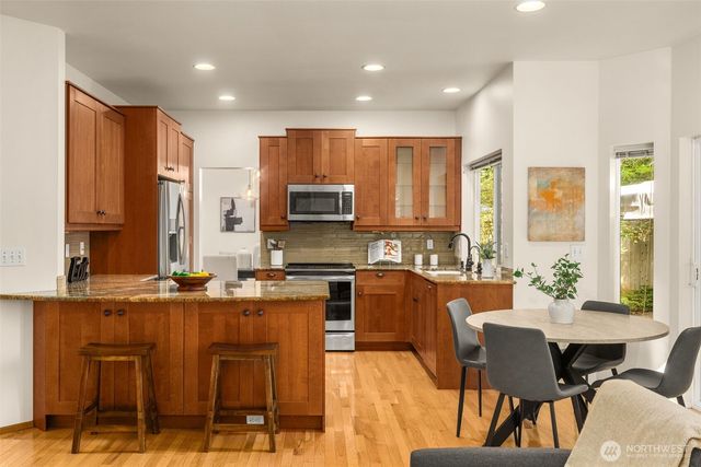 4226 258th Avenue SE, Sammamish, WA 98029