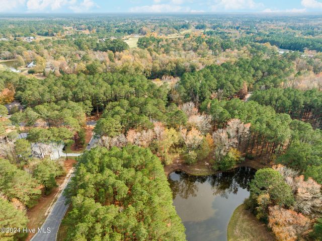 111 Loblolly Court, Wallace, NC 28466