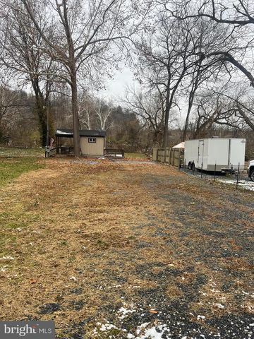 QUEENS HWY, Front Royal, VA 22630