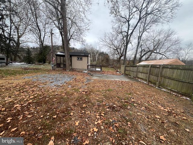 QUEENS HWY, Front Royal, VA 22630