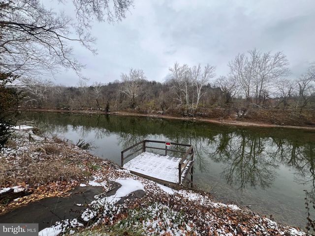 QUEENS HWY, Front Royal, VA 22630