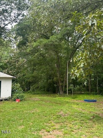 8421 Settlers Hill Road, Willow Spring, NC 27592