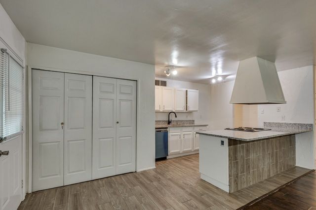 409 Rockcrest Drive, Mesquite, TX 75150