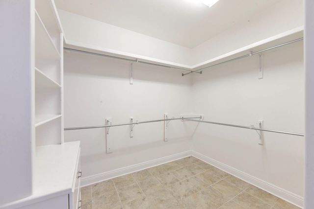 255 Lake Decade Ct, Houma, LA 70360