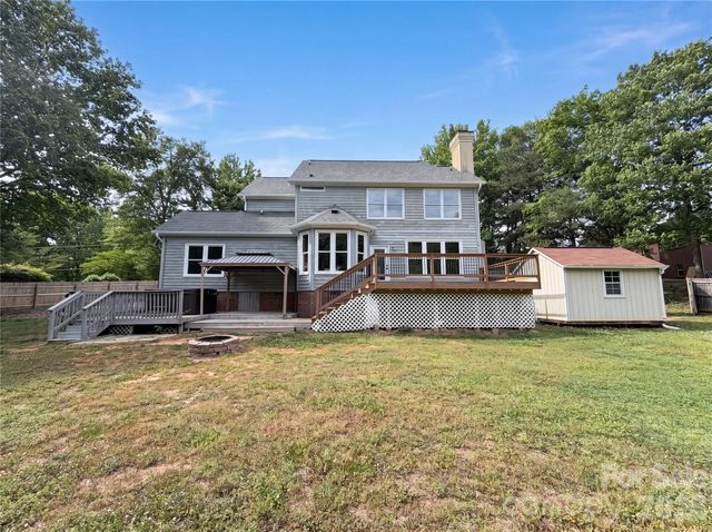 2496 Lake Shore Road S, Denver, NC 28037