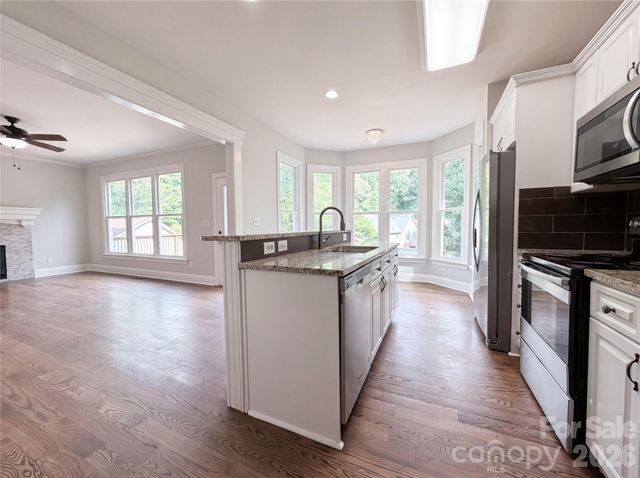 2496 Lake Shore Road S, Denver, NC 28037