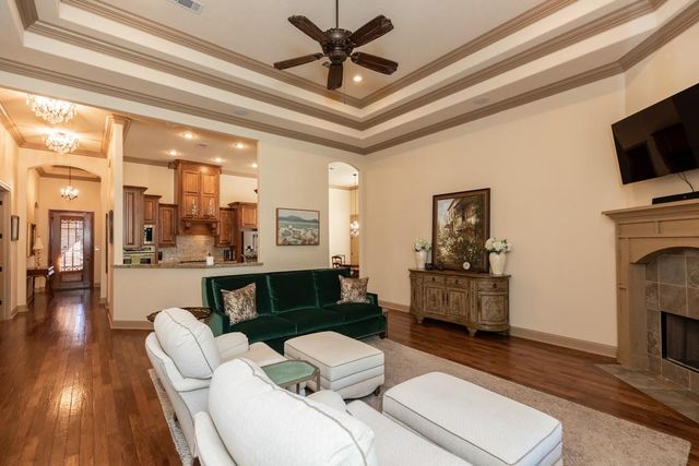 2565 Amberwood Drive, Beaumont, TX 77713