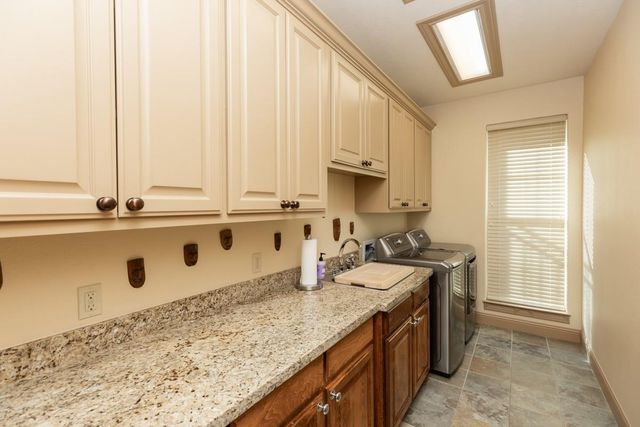 2565 Amberwood Drive, Beaumont, TX 77713