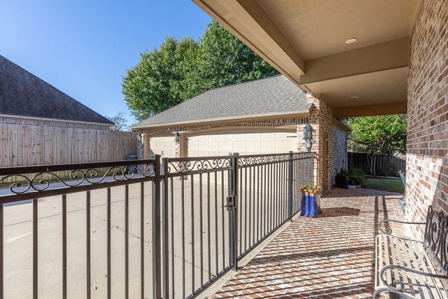 2565 Amberwood Drive, Beaumont, TX 77713