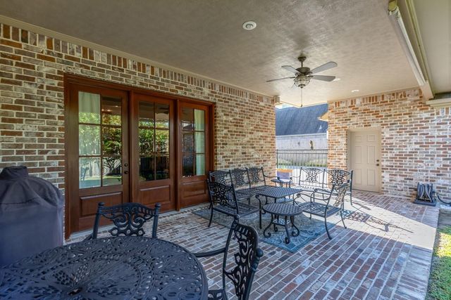 2565 Amberwood Drive, Beaumont, TX 77713