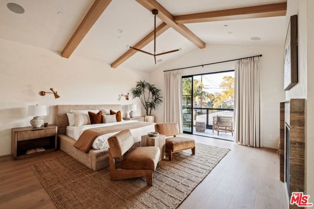 11621 Hesby Street, Valley Village, CA 91601