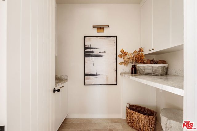 11621 Hesby Street, Valley Village, CA 91601