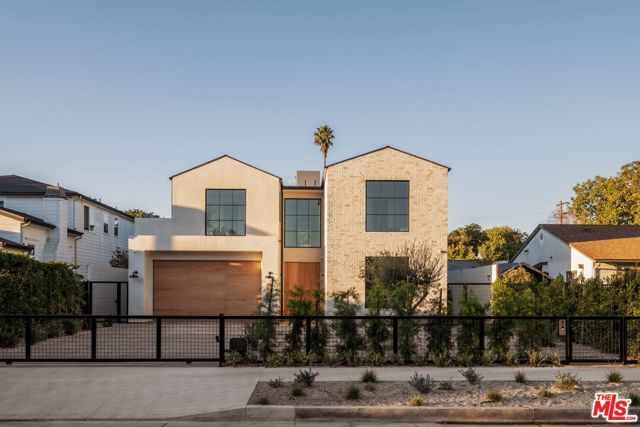 11621 Hesby Street, Valley Village, CA 91601