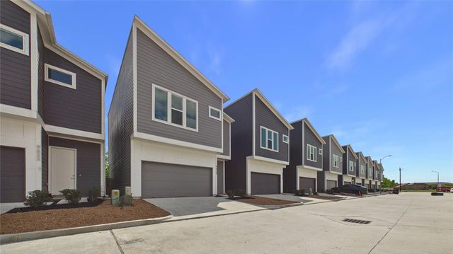 9628 Habitat Street, Houston, TX 77075