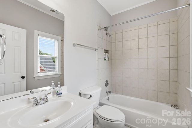 7818 Stonehaven Drive, Waxhaw, NC 28173