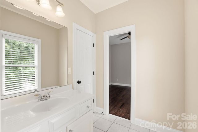 7818 Stonehaven Drive, Waxhaw, NC 28173