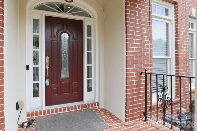 7818 Stonehaven Drive, Waxhaw, NC 28173