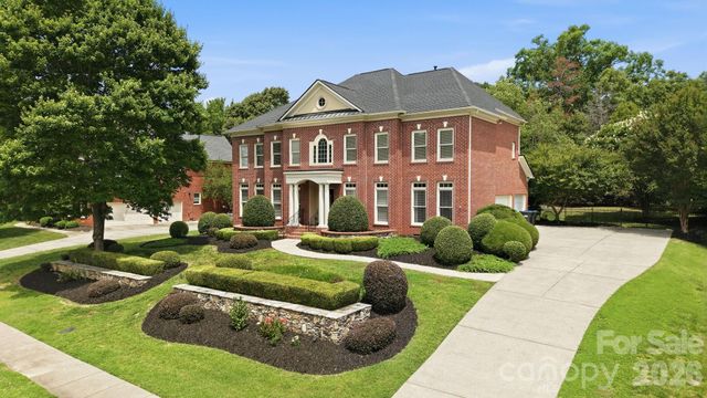 7818 Stonehaven Drive, Waxhaw, NC 28173