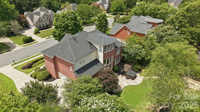 7818 Stonehaven Drive, Waxhaw, NC 28173