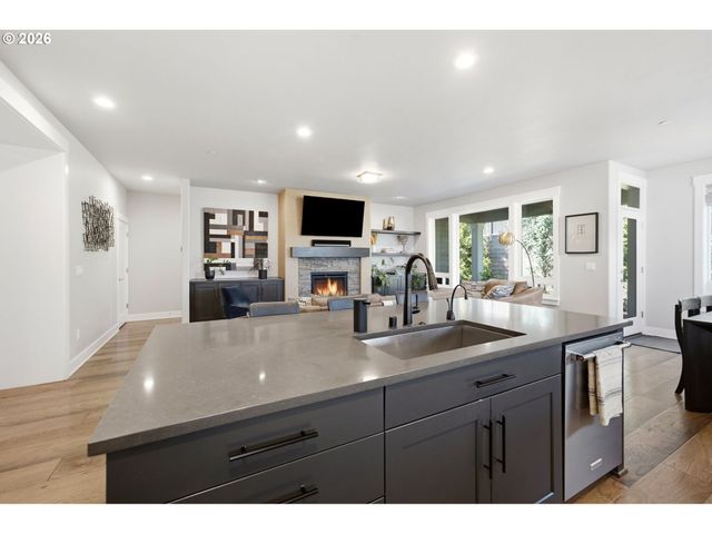 1411 Nw REDWOOD Ln, Camas, WA 98607