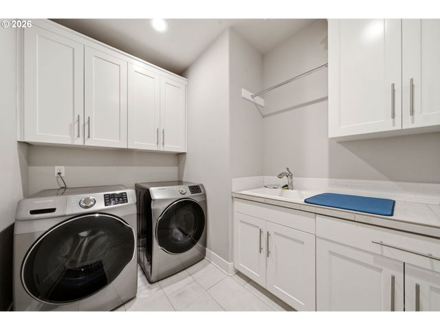1411 Nw REDWOOD Ln, Camas, WA 98607