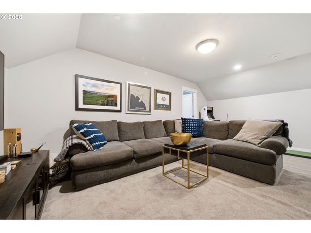 1411 Nw REDWOOD Ln, Camas, WA 98607