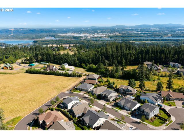 1411 Nw REDWOOD Ln, Camas, WA 98607