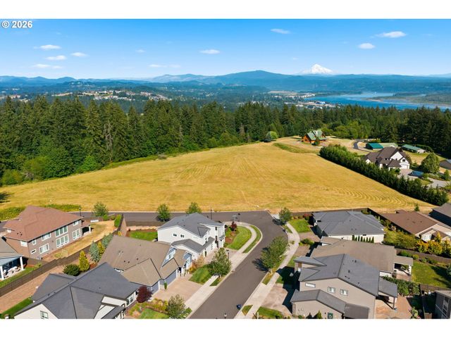 1411 Nw REDWOOD Ln, Camas, WA 98607