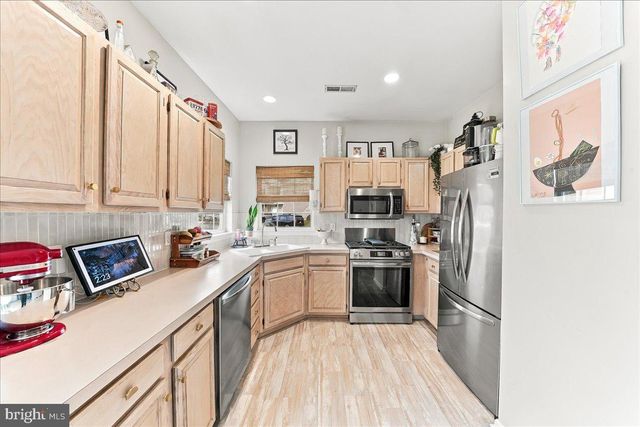 639 FOXGLOVE DR, Morton, PA 19070