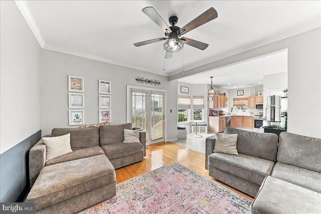639 FOXGLOVE DR, Morton, PA 19070
