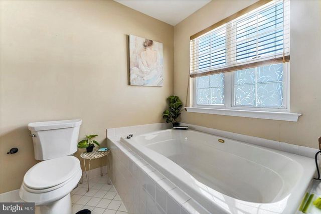 639 FOXGLOVE DR, Morton, PA 19070