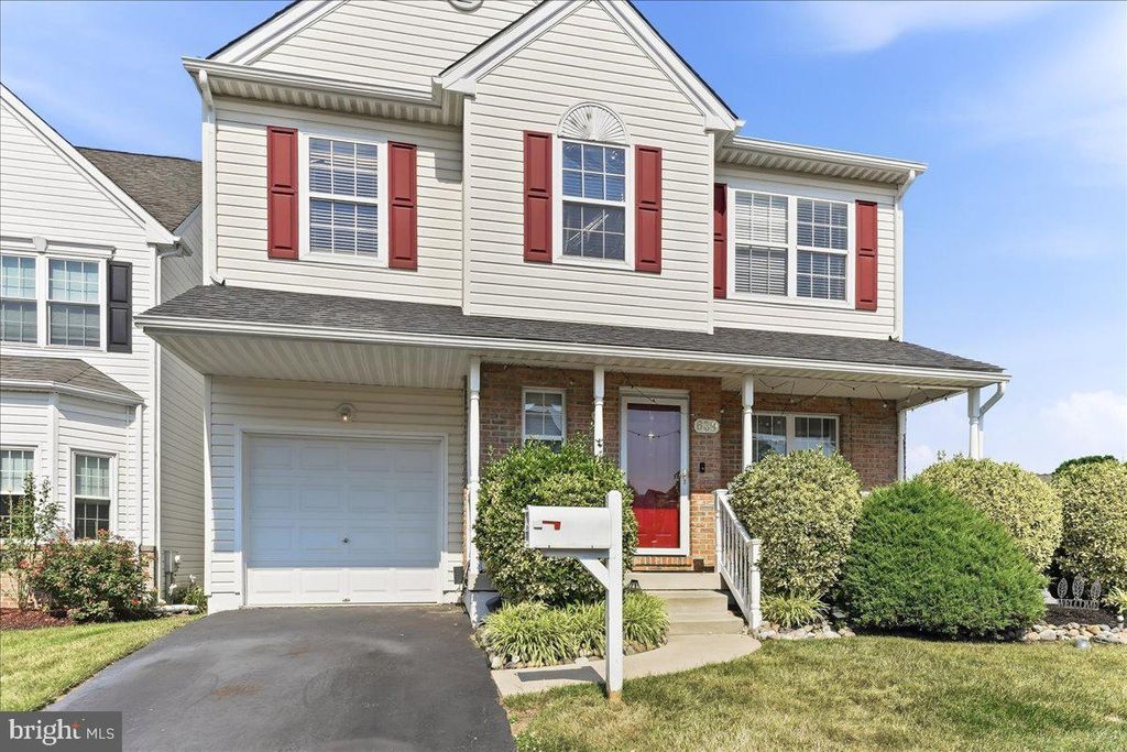 639 FOXGLOVE DR, Morton, PA 19070
