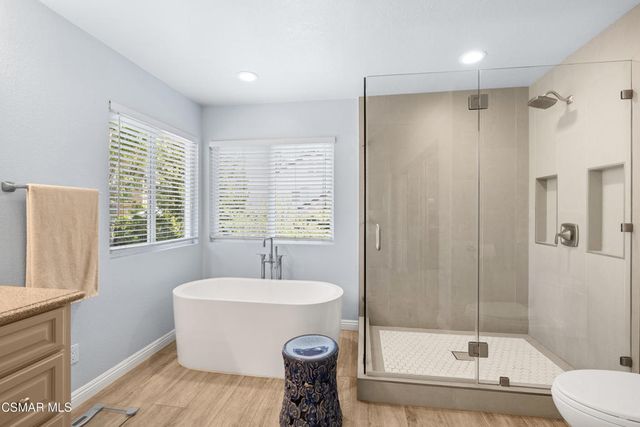 5043 Evanwood Avenue, Oak Park, CA 91377