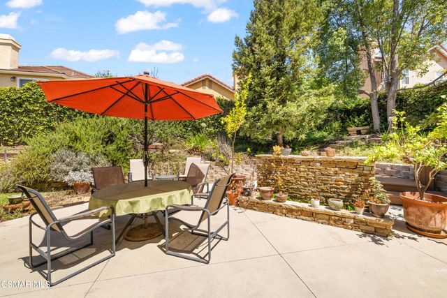 5043 Evanwood Avenue, Oak Park, CA 91377