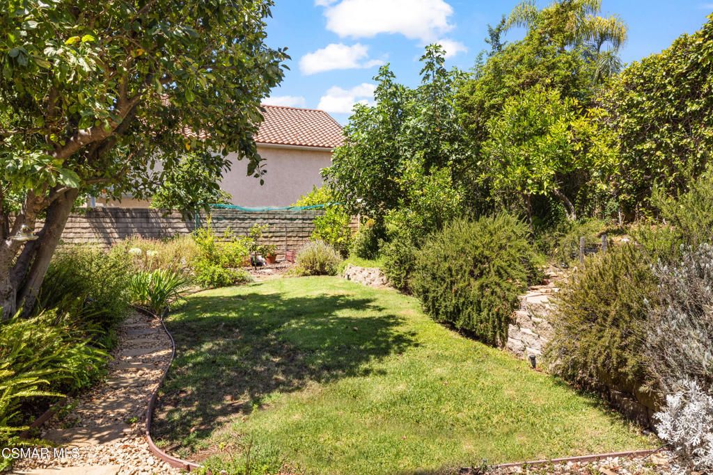 Image 33 of property listing at 5043 Evanwood Avenue, Oak Park, CA 91377