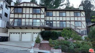 3417 Oakmont View Drive, Glendale, CA 91208