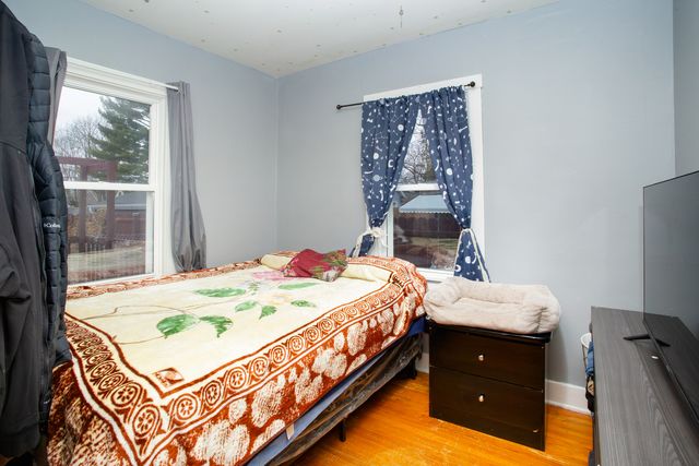 683 Columbia Avenue, Elgin, IL 60120