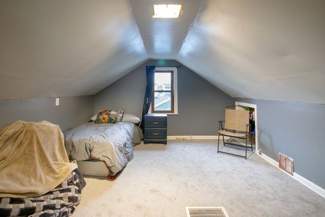 683 Columbia Avenue, Elgin, IL 60120