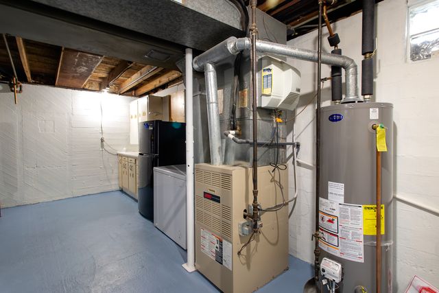 683 Columbia Avenue, Elgin, IL 60120