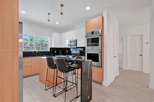 5440 NE 22nd Ave 0, Fort Lauderdale, FL 33308