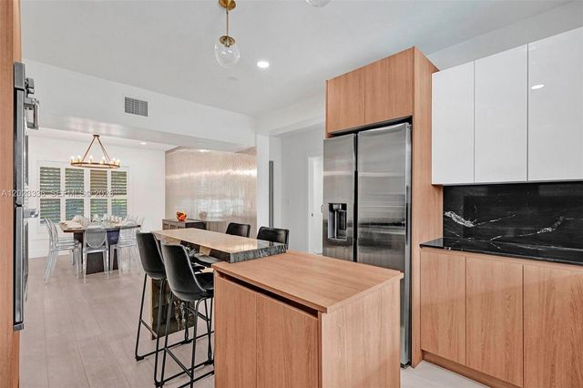 5440 NE 22nd Ave 0, Fort Lauderdale, FL 33308
