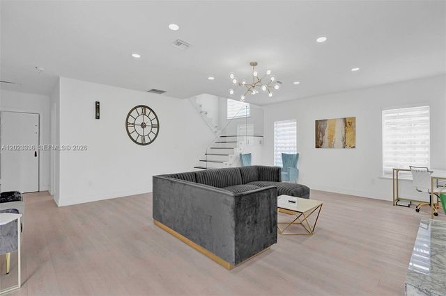 5440 NE 22nd Ave 0, Fort Lauderdale, FL 33308