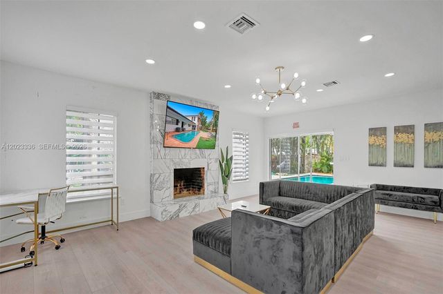 5440 NE 22nd Ave 0, Fort Lauderdale, FL 33308