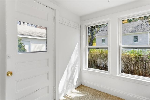 34 Woodland Rd, Wakefield, MA 01880
